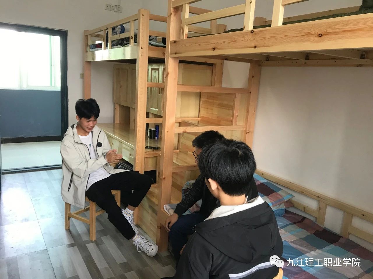 1602313637327696.jpg 19.jpg