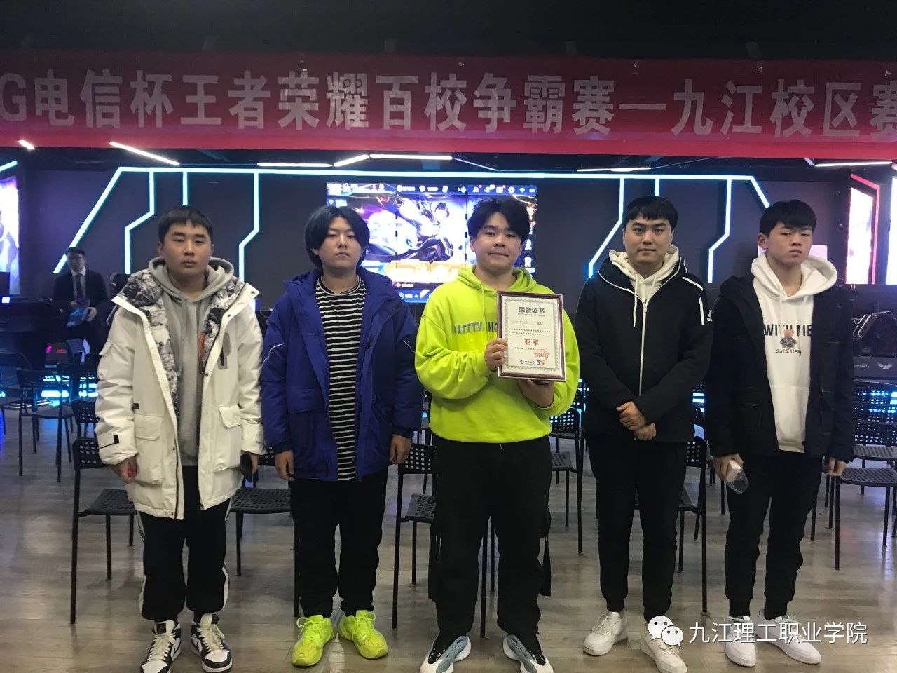 1609138091268797.jpg 2.jpg