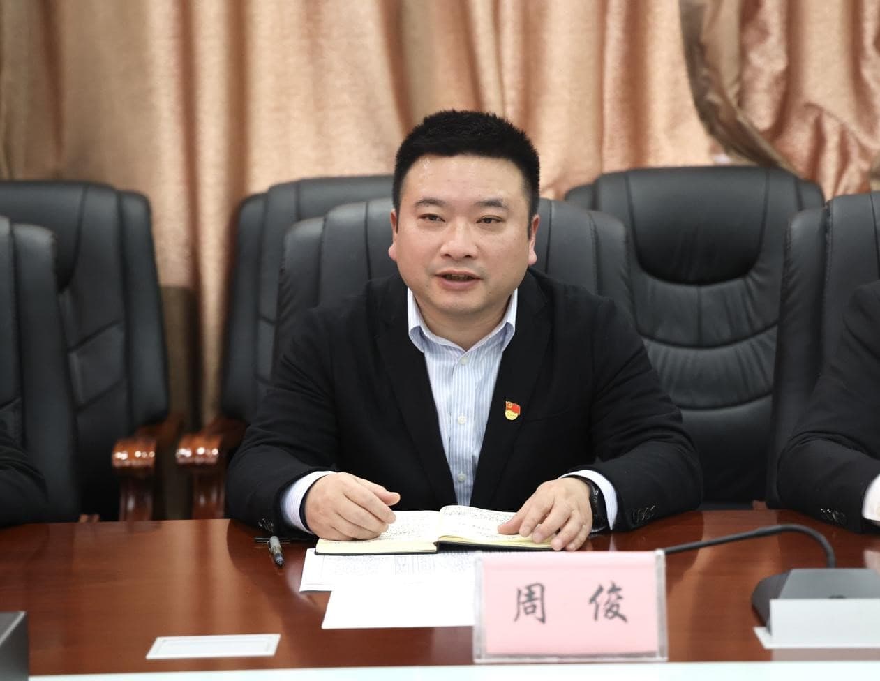 1710482945489409.jpg 1710482945489409.jpg